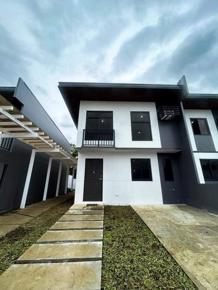 Main Photo