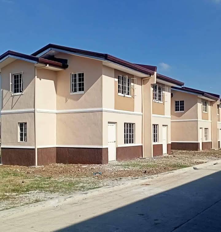 Townhouse - Maple Tree Residences