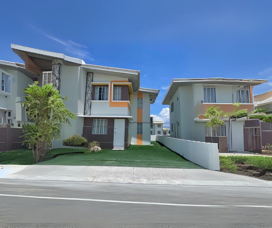 Single Attached Two-Storey - Fiesta Communities Mexico