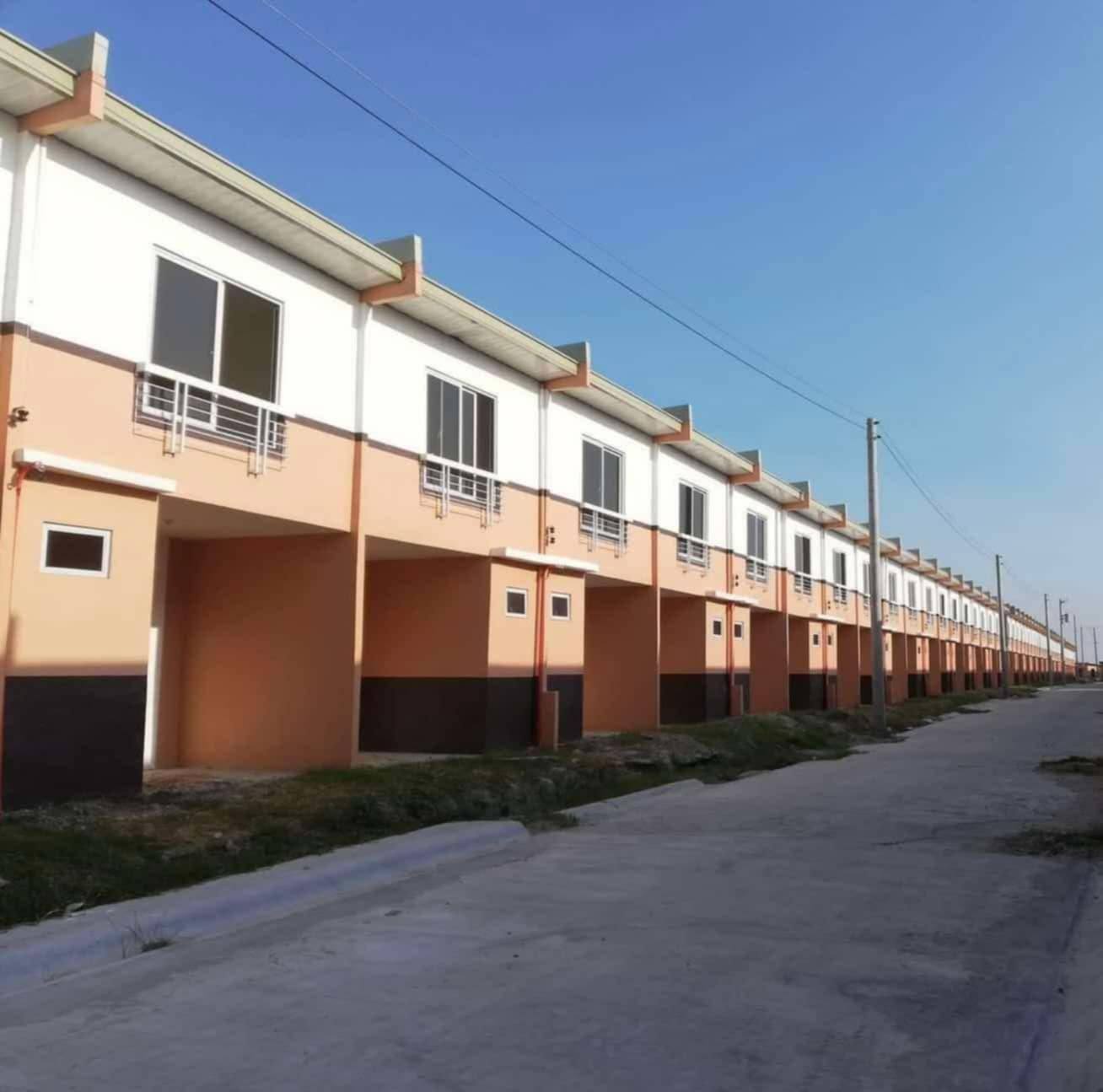 Bettina Bare Inner Unit - Bria Homes Magalang